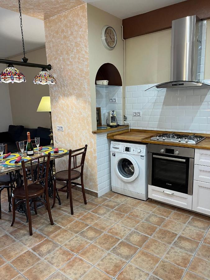Apartamento Del Sol, Centro Del Pueblo, Aire Acondicionado L' Escala 外观 照片